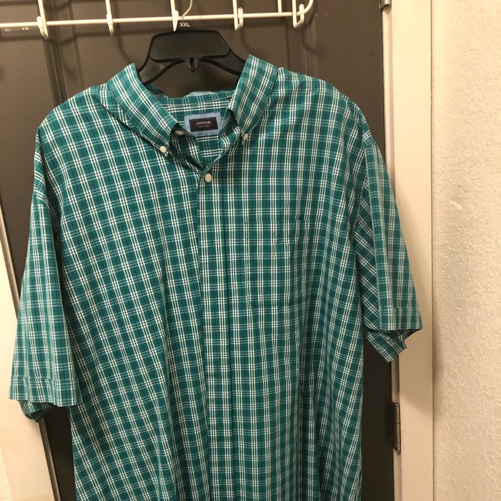 Arrow short sleeve button up shirt